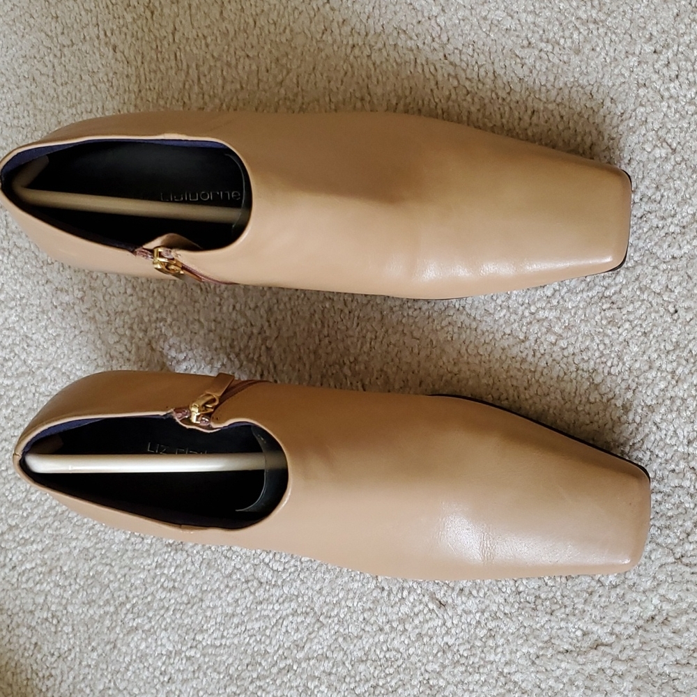 Liz Clairborne bootie